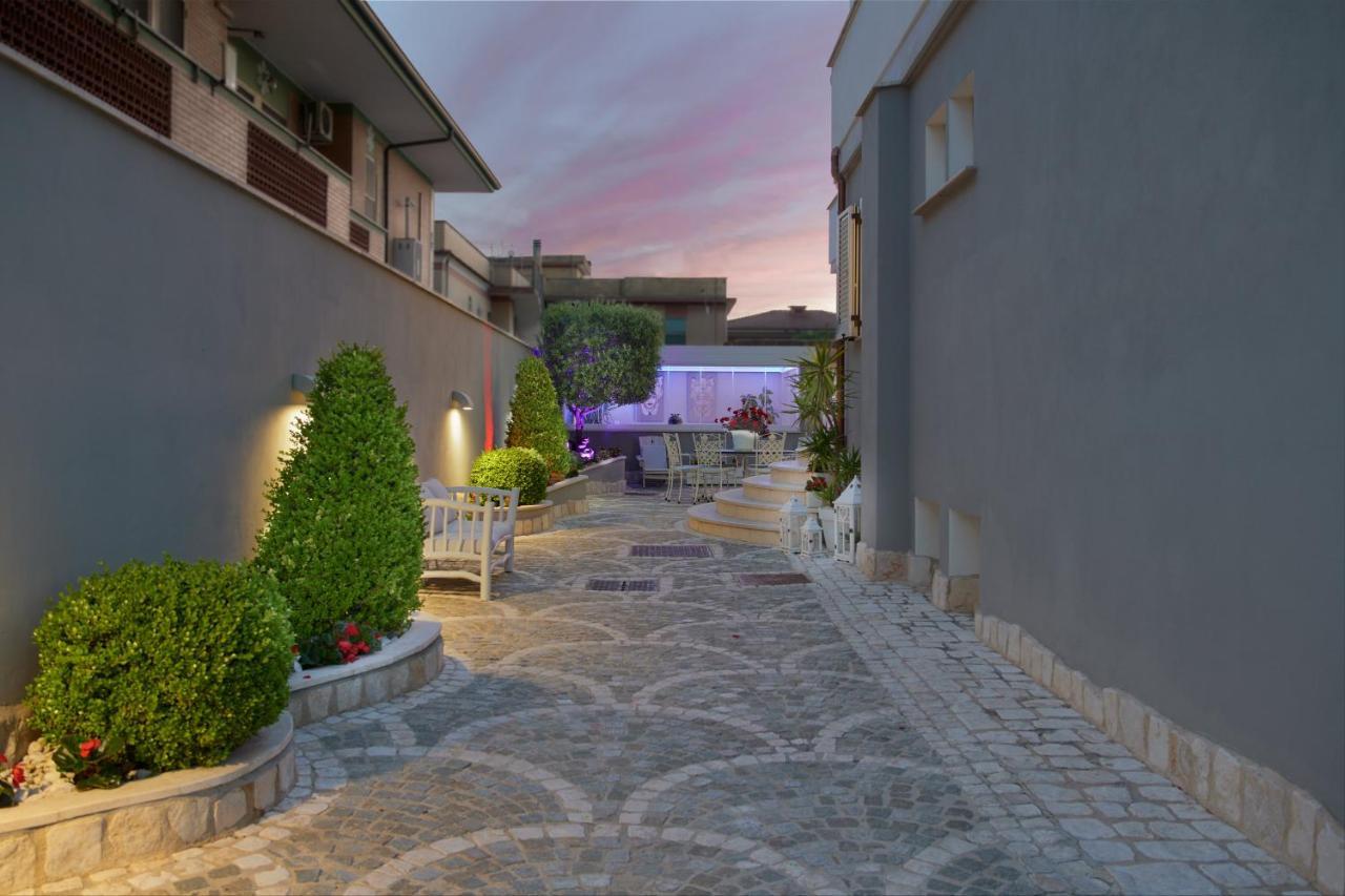 Rome Airport Inn ฟิวมิชีโน ภายนอก รูปภาพ
