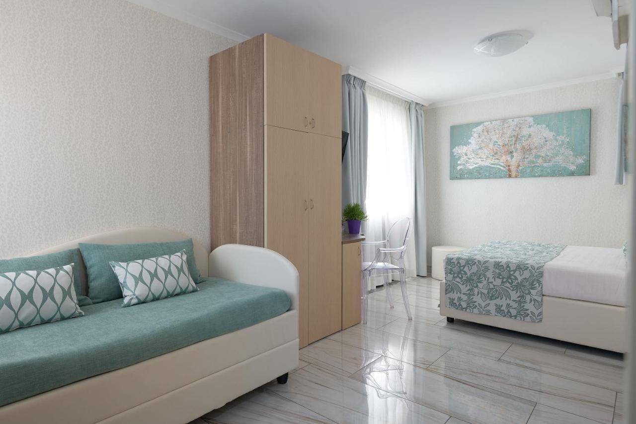 Rome Airport Inn ฟิวมิชีโน ภายนอก รูปภาพ
