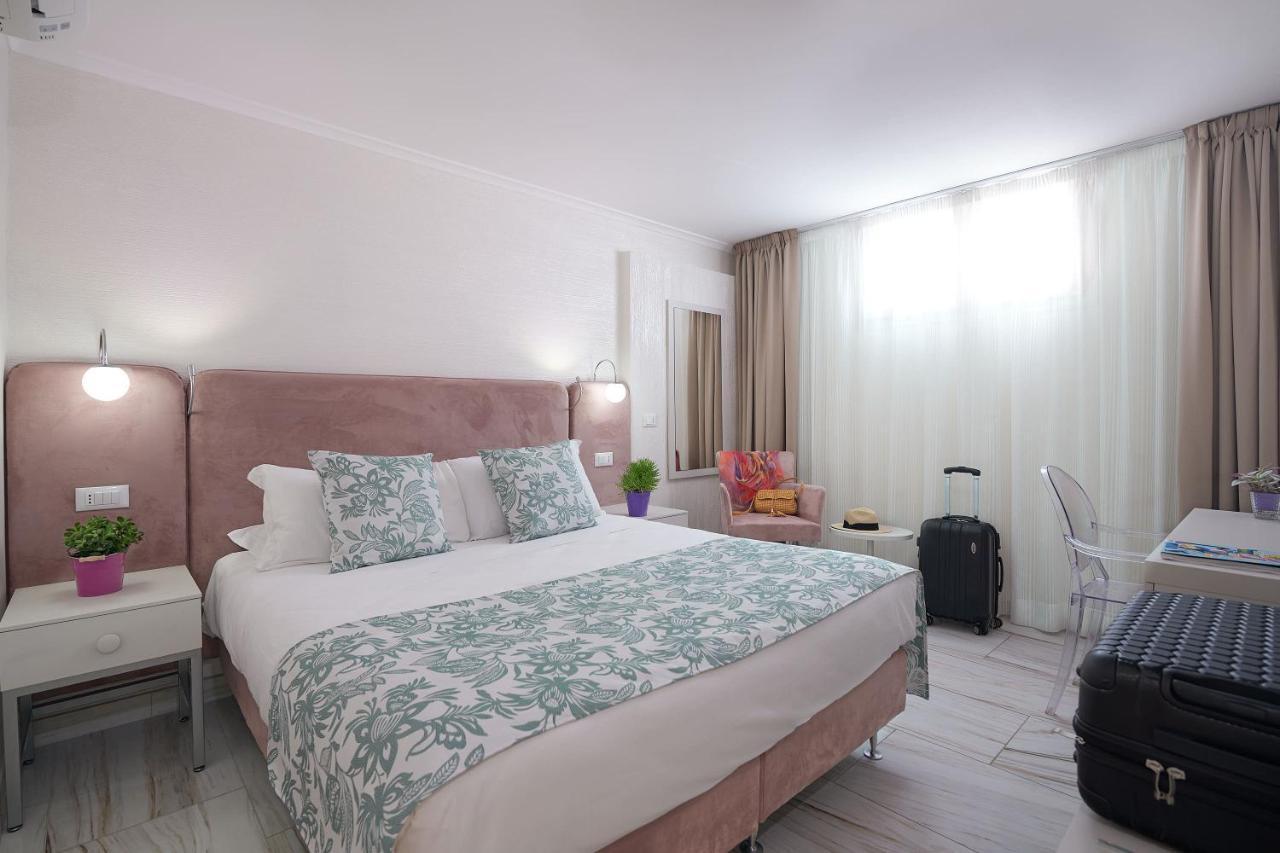 Rome Airport Inn ฟิวมิชีโน ภายนอก รูปภาพ
