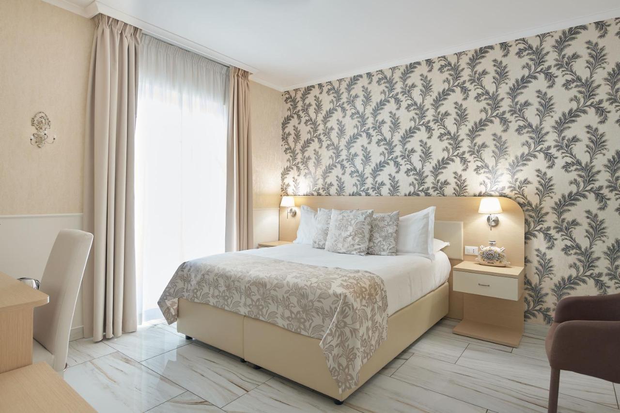 Rome Airport Inn ฟิวมิชีโน ภายนอก รูปภาพ