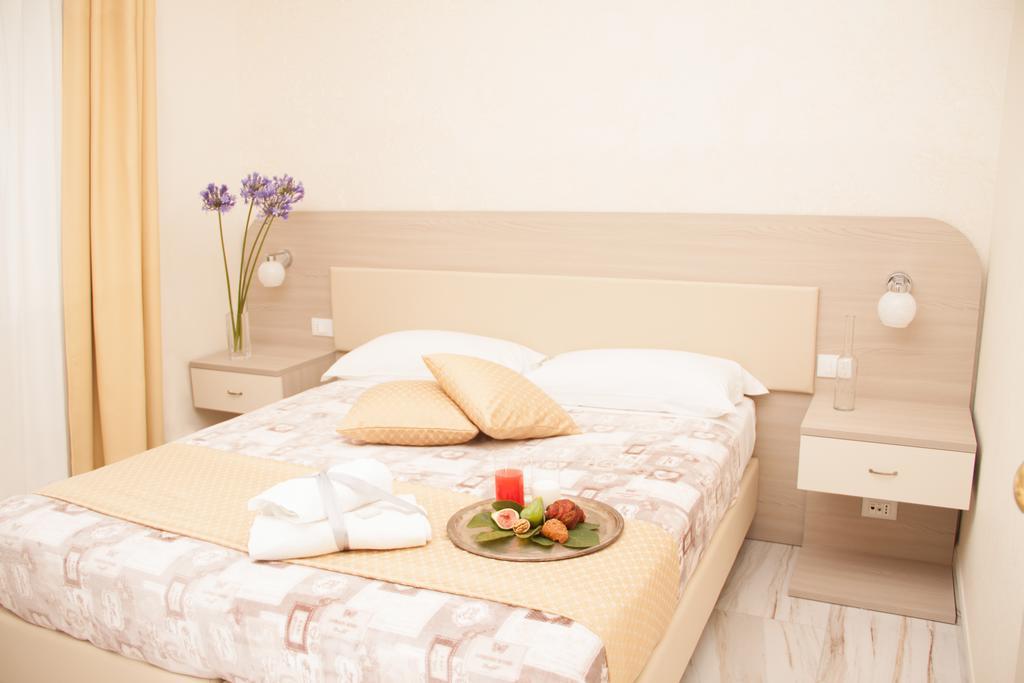 Rome Airport Inn ฟิวมิชีโน ภายนอก รูปภาพ